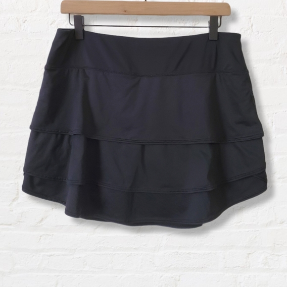 Athleta Dresses & Skirts - Athleta Black Swagger Tiered Skort Size Medium Tall